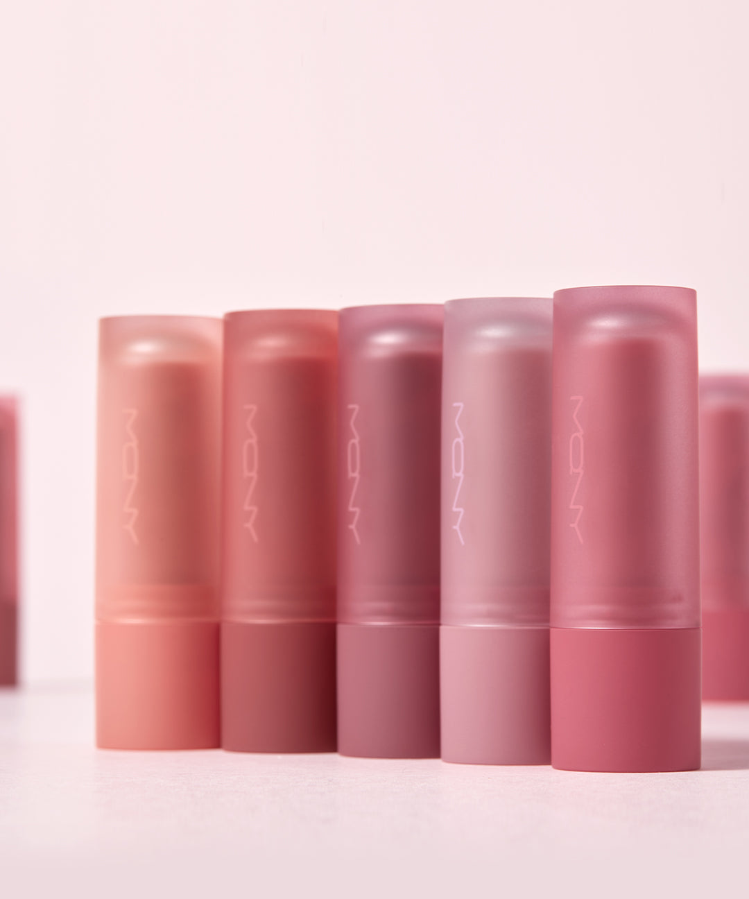 piyonna MACQUEEN NEW YORK Powder Matte Lipstick 6 Colors / Soft Slim Matte Lipstick Makeup Lip Makeup Lipstick