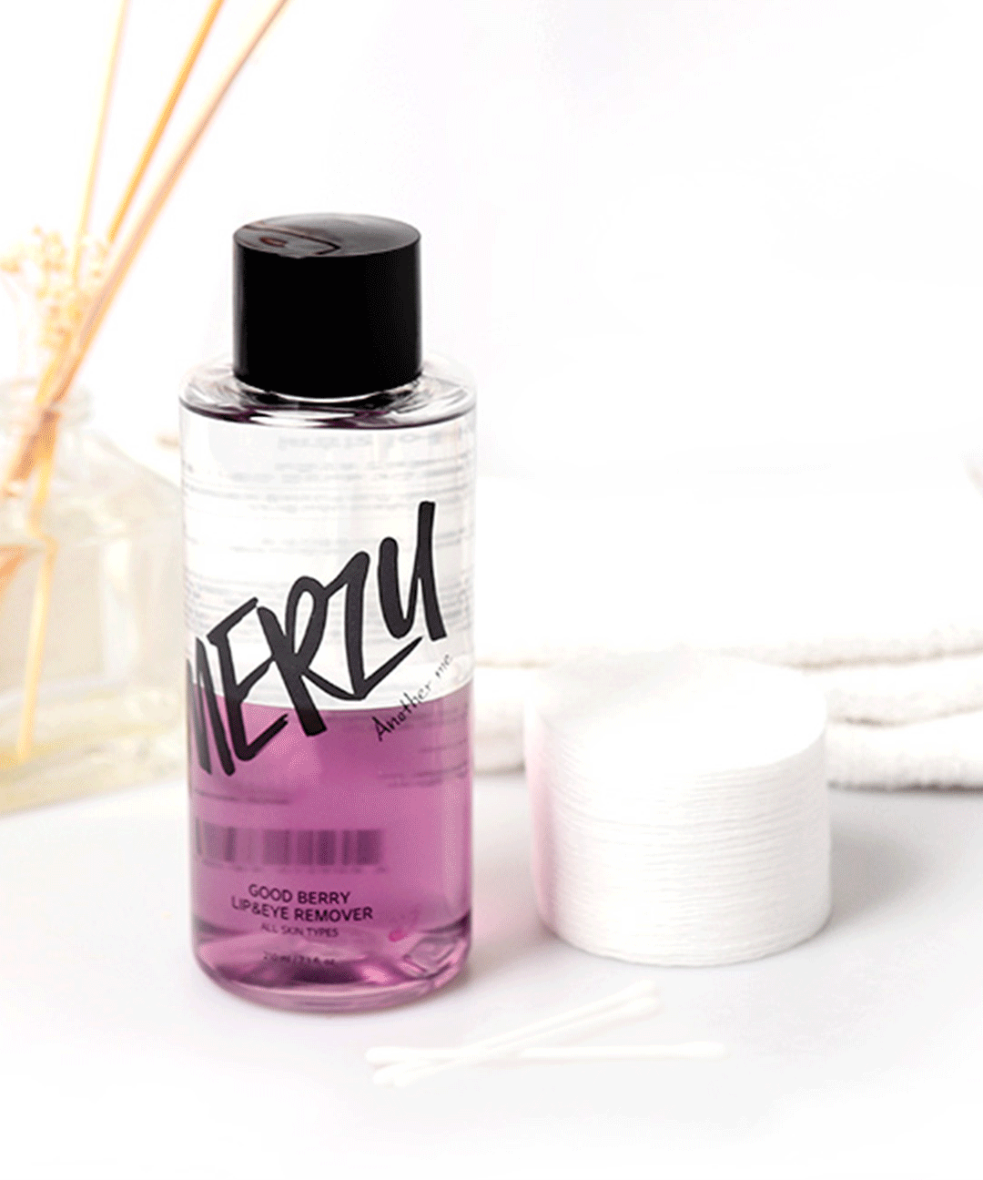 piyonna Good Berry Lip And Eye Remover 210ml Soins visage Démaquillage Dem. waterproof