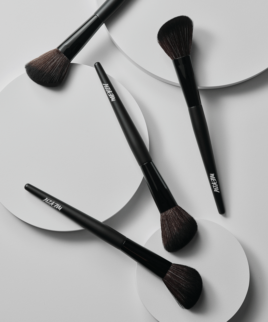 piyonna Noir In The Contour Brush Makeup Beauty Tools Makeup Brush