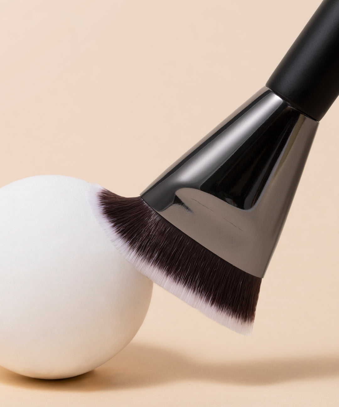 piyonna The Airy Fitting Foundation Brush Maquillage Access. beauté Pinceau
