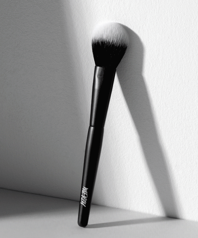 piyonna Point Blusher Brush Maquillage Access. beauté Pinceau