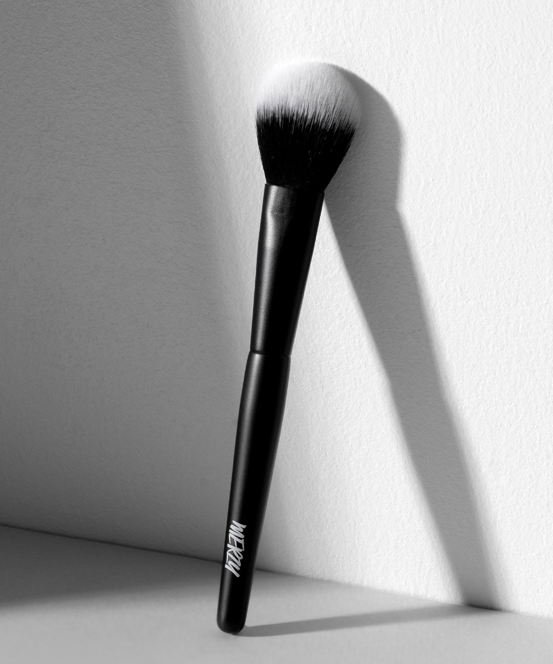 piyonna Point Blusher Brush Makeup Beauty Tools Makeup Brush