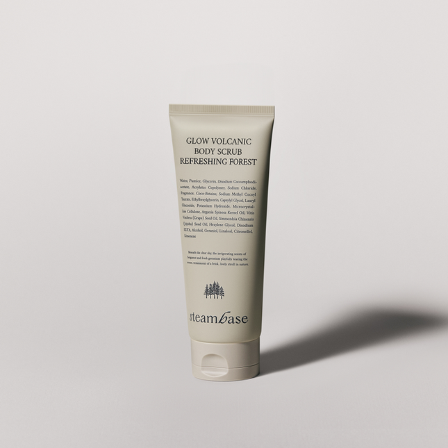 piyonna Glow Volcanic Body Scrub 200ml (Refreshing Forest) Soins visage Démaquillage Gommage