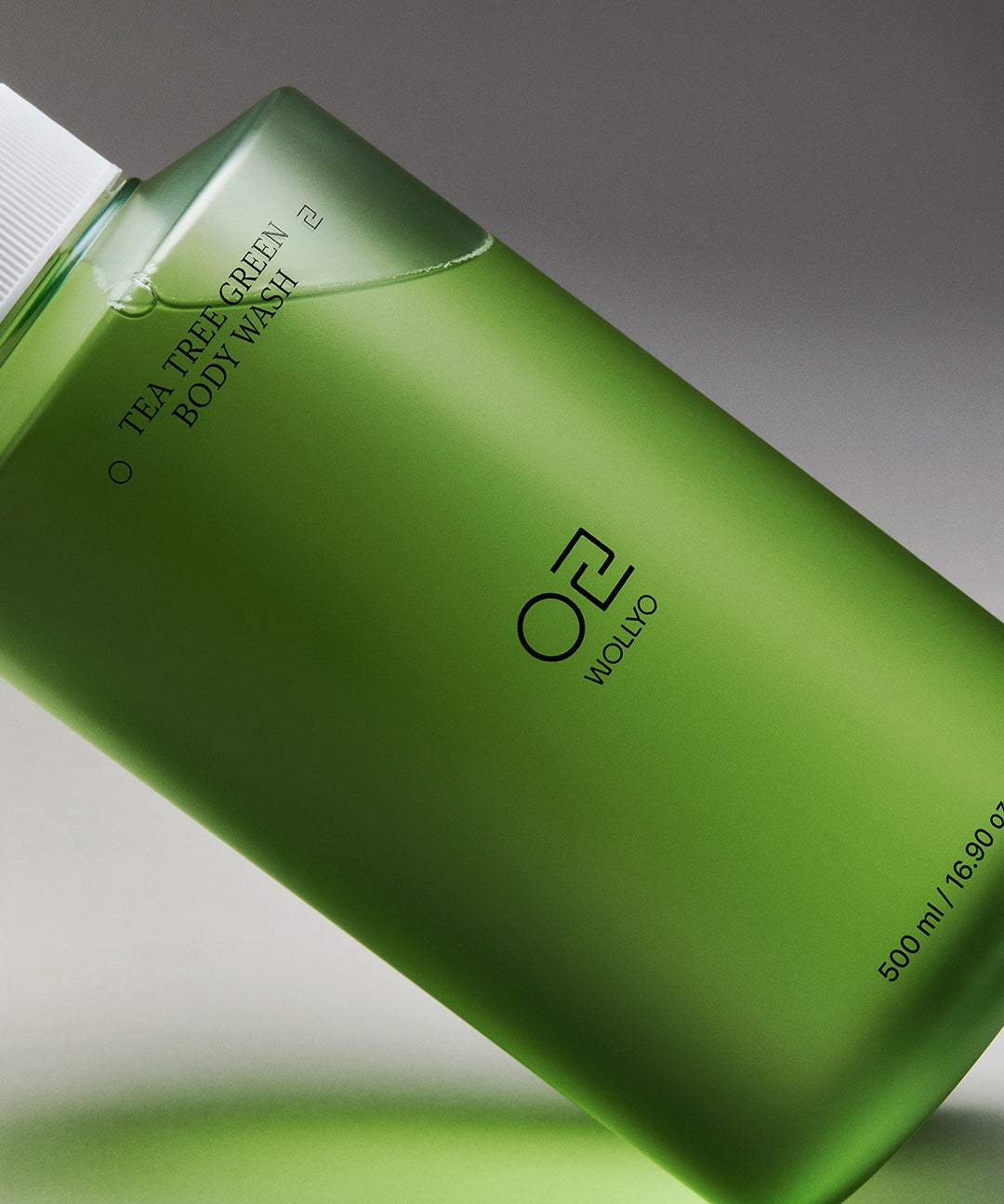 piyonna [Body Acne Care💚] WOLLYYO Tea Tree Green Acne Body Wash 500ml Hair & Body Care Body Care Body Wash