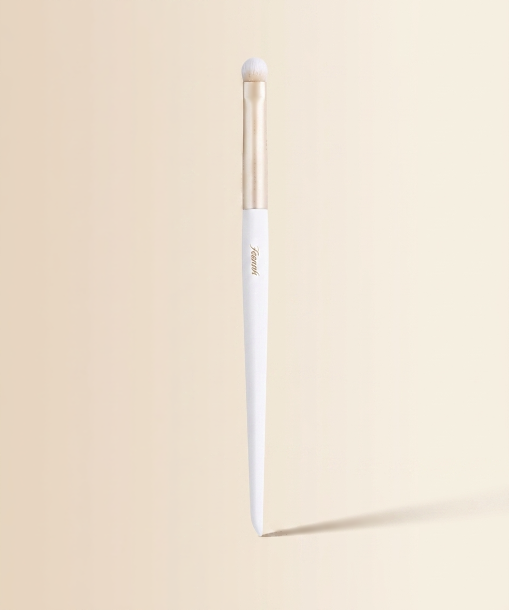 piyonna Feenah Feena 405 Point Eye Brush Maquillage Accessoires beauté Pinceau