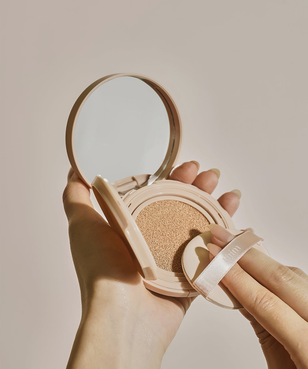 piyonna Thim Luminous Skin Cushion Maquillage Teint Cushion