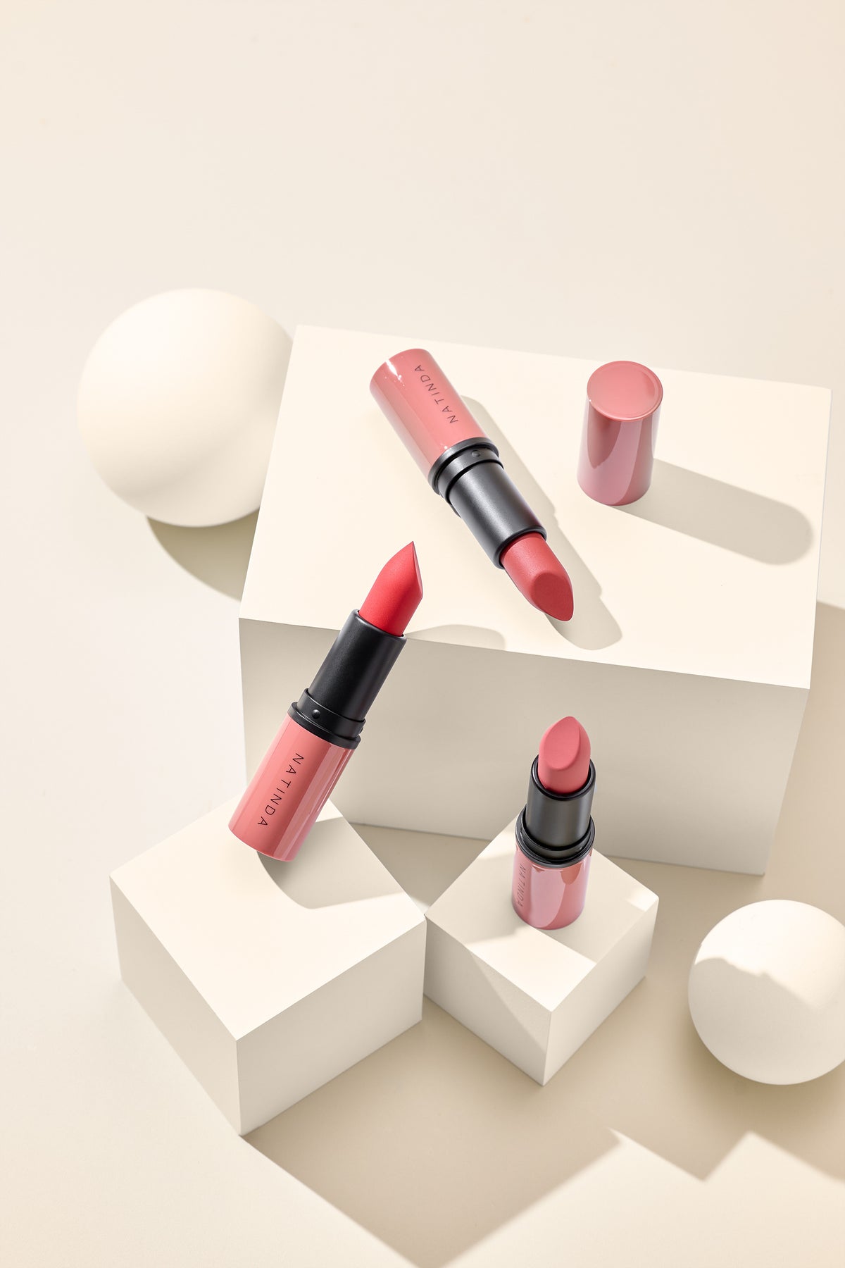 piyonna Natinda Rouge à Lèvres Velours Léger (5 Teintes) Mood Velvet Mat Maquillage Lèvres Rouge à lèvres