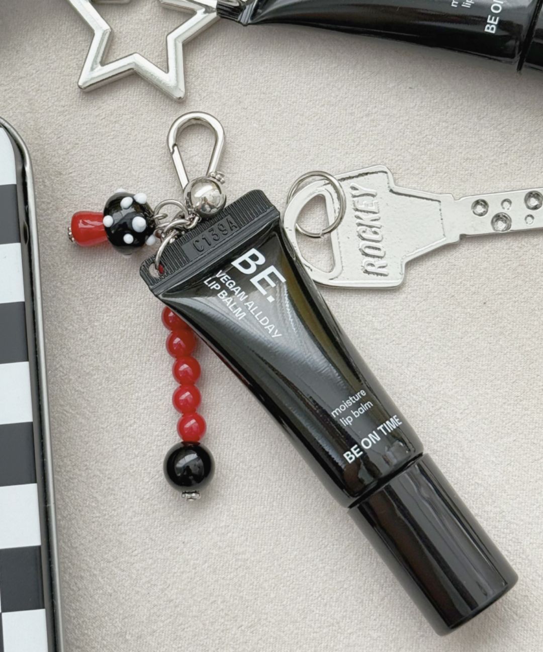 piyonna Premium Black Edition Vegan All Day Lip Balm Maquillage Lèvres Soin des lèvres