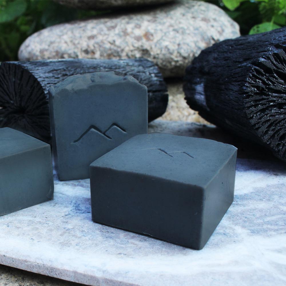 piyonna Duryuheon Charcoal Cheongdae Oily Sebum Blackhead Cleansing Soap Cheveux & Soins corps Soin du corps Savon
