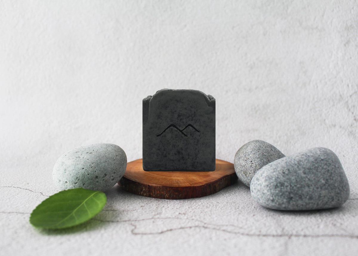 piyonna Duryuheon Charcoal Cheongdae Oily Sebum Blackhead Cleansing Soap Cheveux & Soins corps Soin du corps Savon