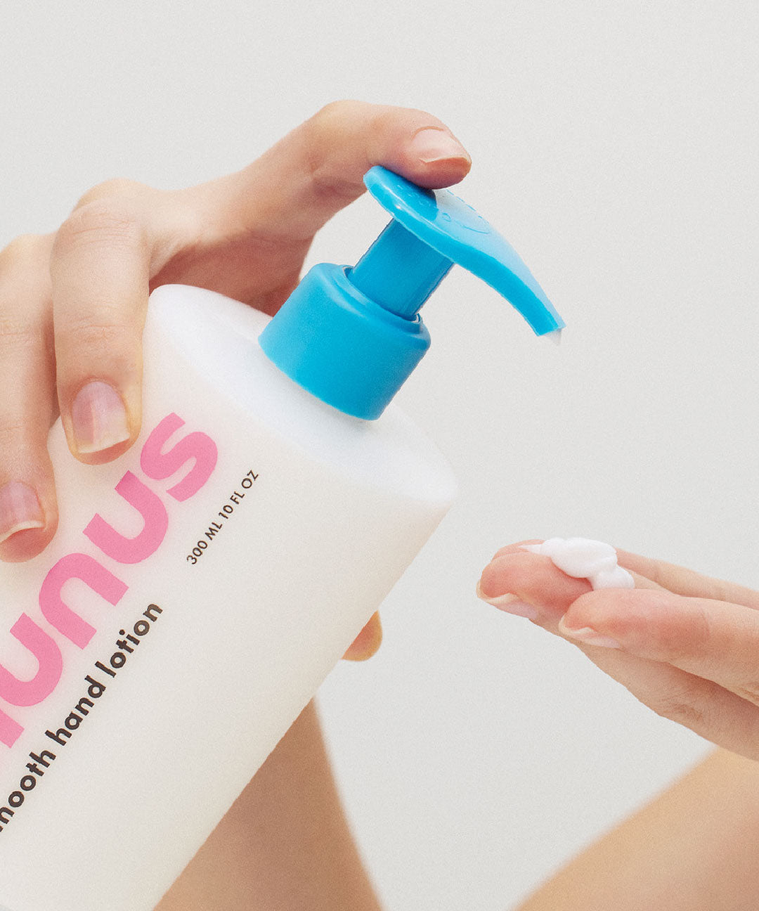 piyonna Smooth Hand Lotion 300ml (Choose 1 of 2) Corps & Cheveux Soin du corps Soin des mains