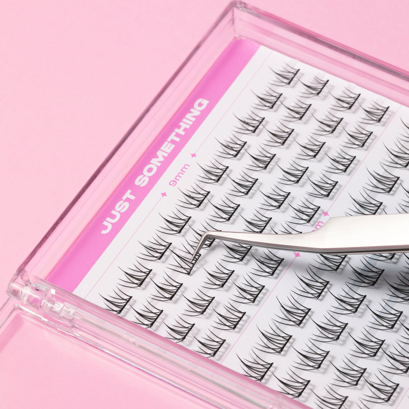 piyonna Justsomething Pin Point Eyelash Tweezer with Pouch Maquillage Accessoires beauté Faux cils