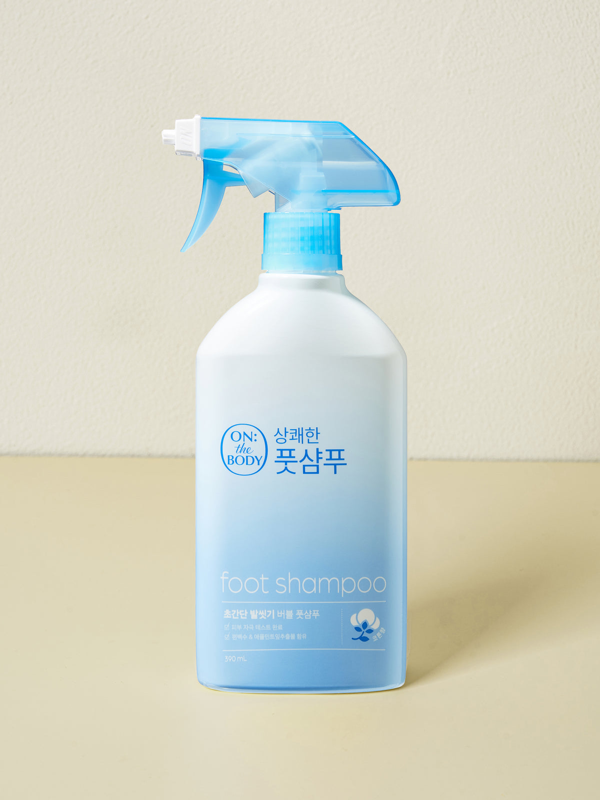 piyonna ON THE BODY Foot Shampoo Cotton Scent 390ml Cheveux & Soins corps Soin du corps Soin des pieds